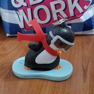 Bath & Body Works Penguin Pocketback Holder